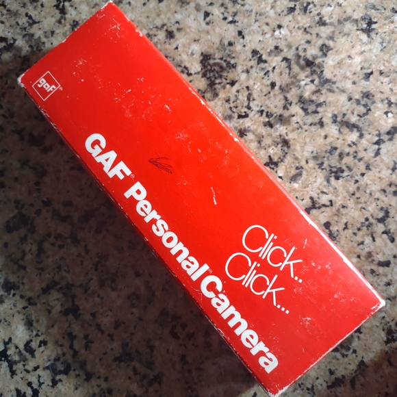 Vintage 1970's GAF Personal Camera - Picture 2 of 2
